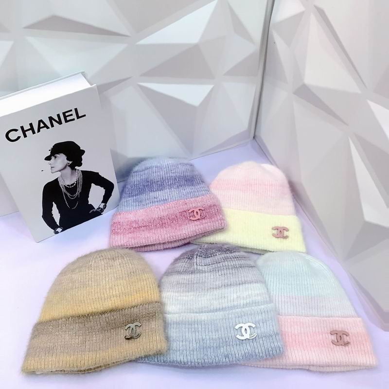 Chanel hat 082501